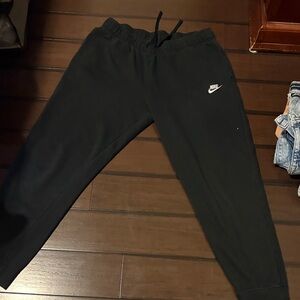 Nike Women’s Black Sweatpants